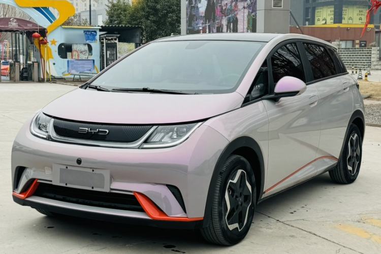 Used BYD Dolphin 2021 405 km Fashion Edition Exterior 3