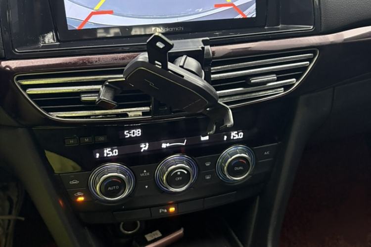 Used Mazda Atenza 2014 2.0L Blue Sky Luxury Edition