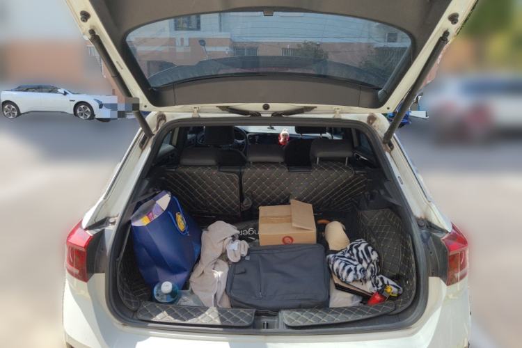 Used Volkswagen T-ROC 2019 280TSI DSG Two-Wheel-Drive Luxury Model China VI Standard Trunk