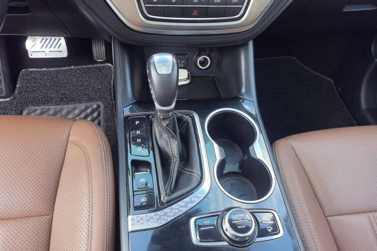 Used Changan CS95 2017 2.0T Two-Wheel Drive Zhituo Edition