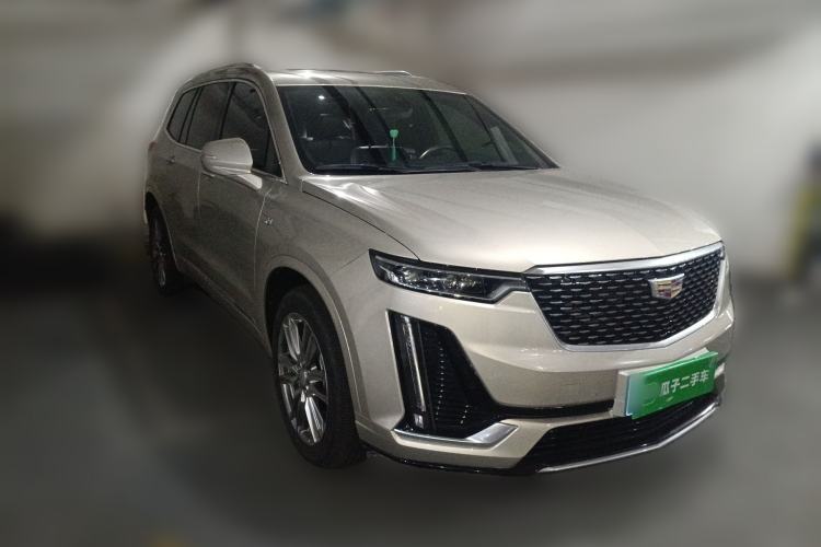 Used Cadillac XT6 2022 2.0T Six-Seater Four-Wheel Drive Luxury Version Front Right 45 Deg