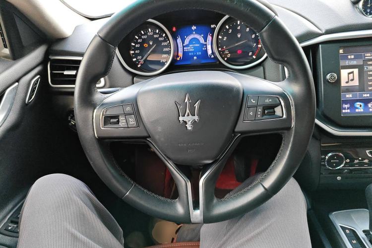 Used Maserati Ghibli 2014 3.0T Standard Edition
