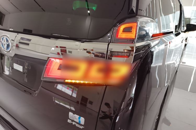 Used Toyota Vellfire 2021 Crown Dual-Engine 2.5L HV Prestige Edition
