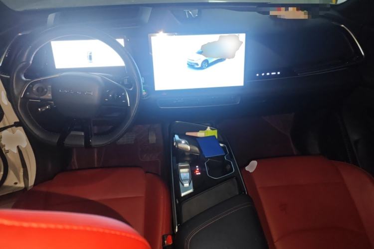 Used BAIC Rubik 2022 1.5T DCT Diamond Edition Center Console