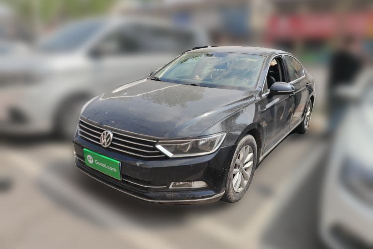 Used Volkswagen Magotan 2017 280TSI DSG Comfort Model