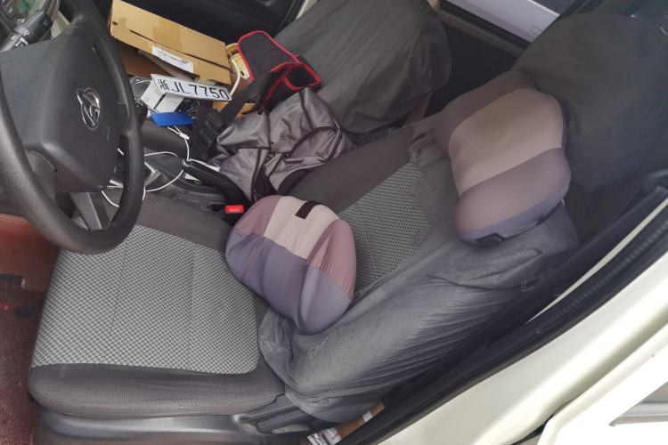 Used Chana Ounuo S 2025 1.5L Deluxe Edition Dual-Steaming Air-Conditioned Passenger Vehicle JL473QG 5 Seats
