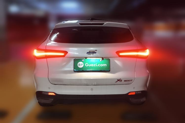 Used CHANGAN OSHAN X5 2021 Revised Version 1.5T DCT Luxury Edition Rear