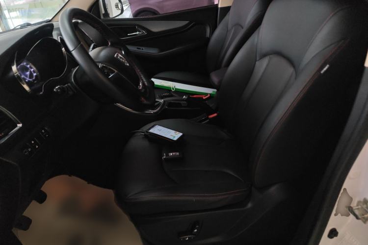 Used Baojun 560 2016 1.8L Manual Luxury Edition Left Front Seat