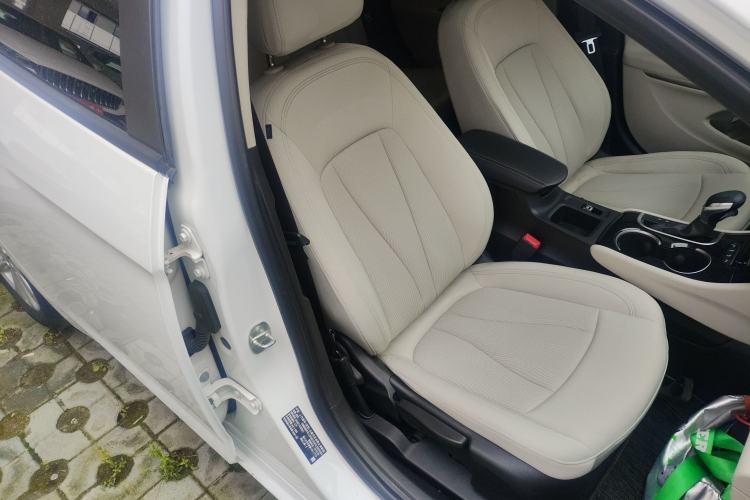 Used Buick Verano 2020 15T Automatic Trend Edition Right Front Seat