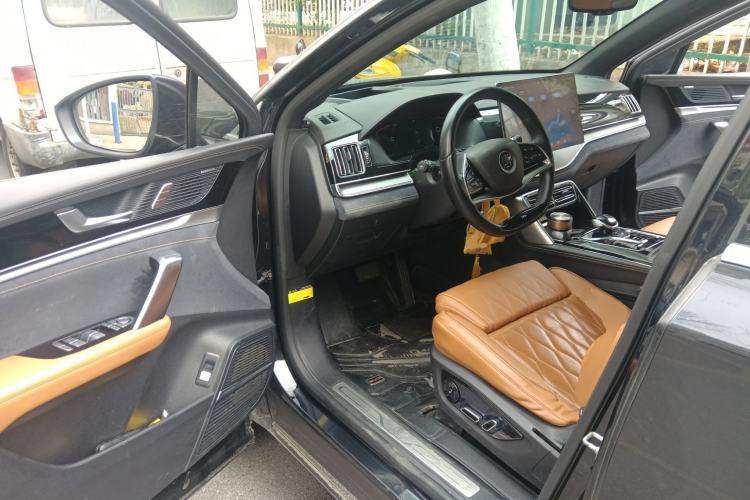 Used BYD Tang New Energy 2022 EV 730KM Luxury Model Driver Seat