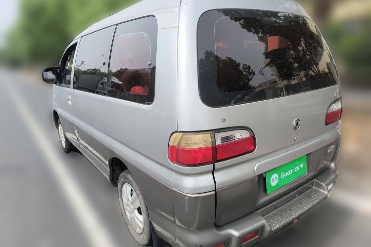 Used FORTHING Lingzhi 2013 V3 1.5L 7-Seater Luxury Model
