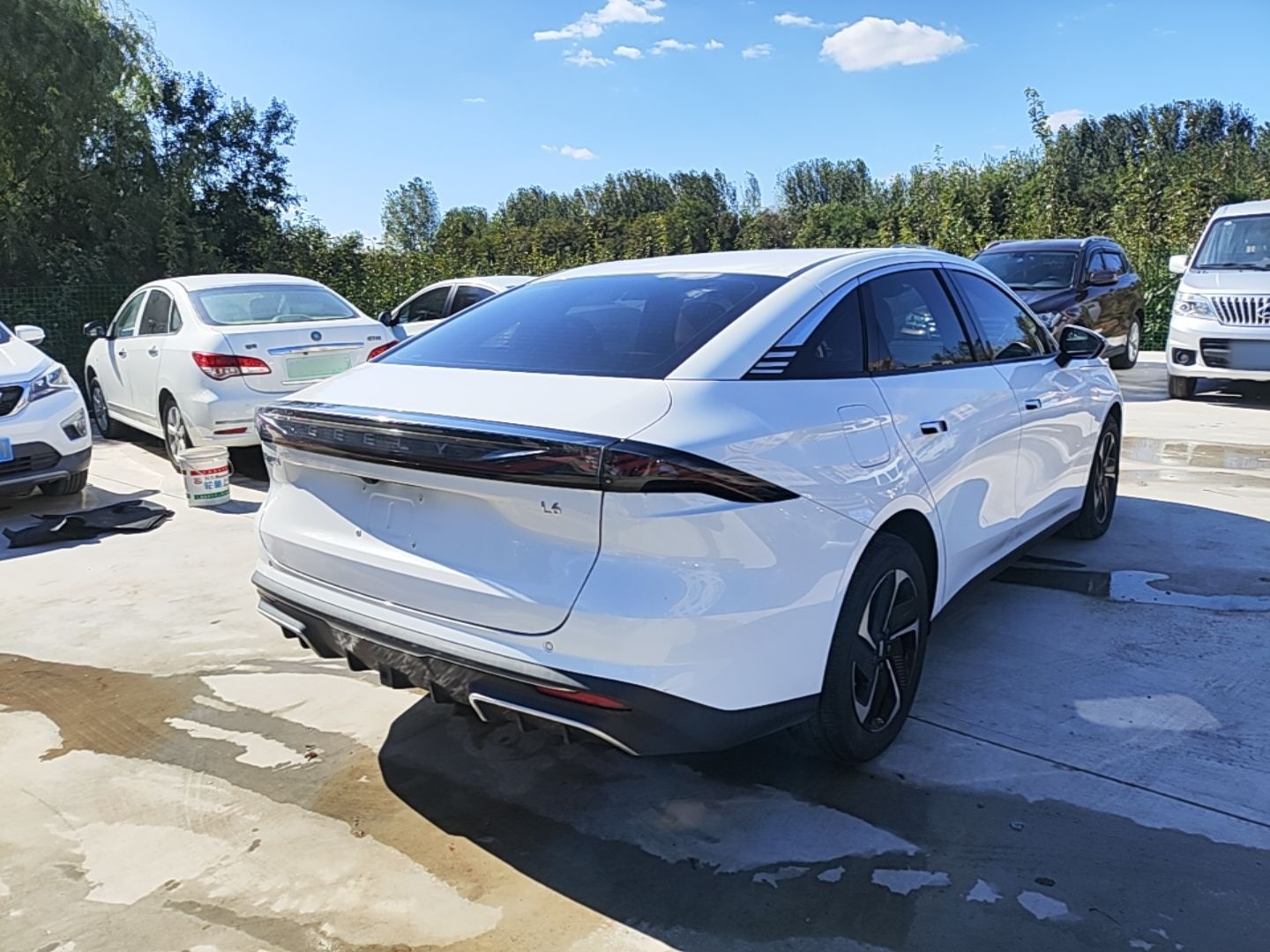 Geely Galaxy L6 2023 60km PLUS — снимка 6