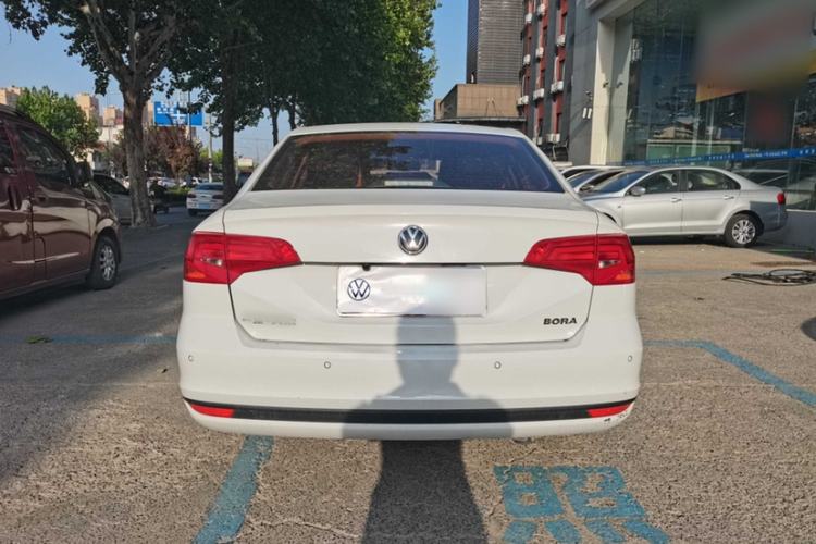 Used Volkswagen Bora 2018 1.5L Manual Fashion Model