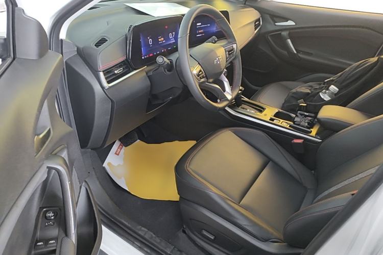 Used Chevrolet Trax 2022 Encore RS 1.5T CVT CoolMAX Driver Seat