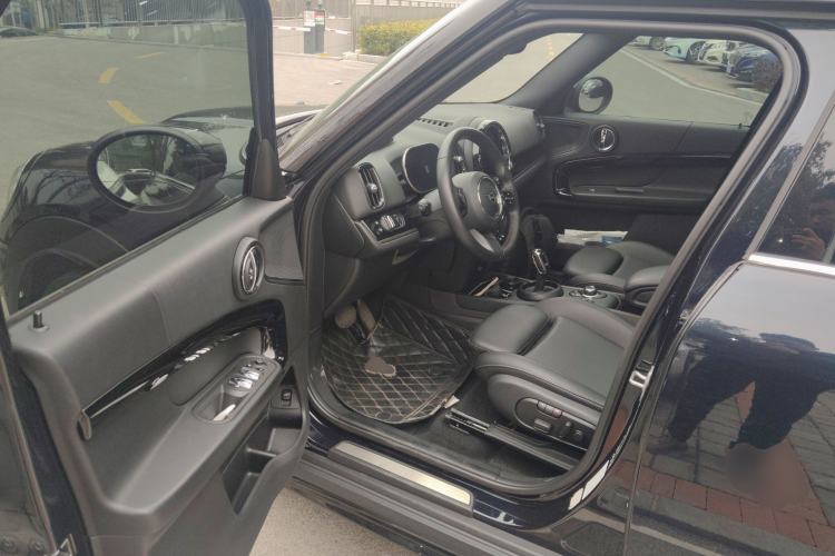 Used MINI Countryman 2022 Revised Version 1.5T COOPER ALL4 Connoisseur