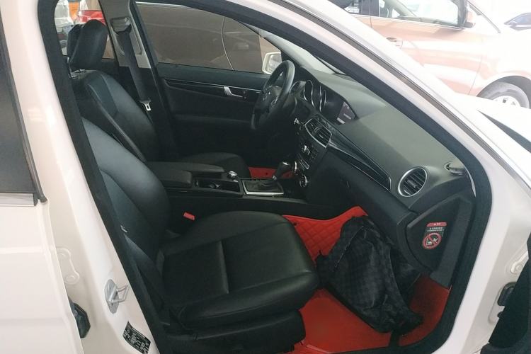 Used Mercedes-Benz C-Class 2013 C 180 Classic Grand Edition