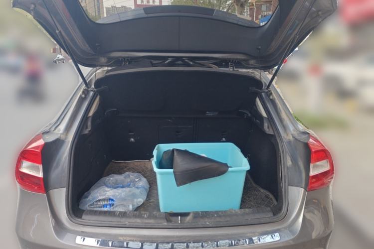 Used Mercedes-Benz GLA 2015 GLA 200 Sport Edition Trunk