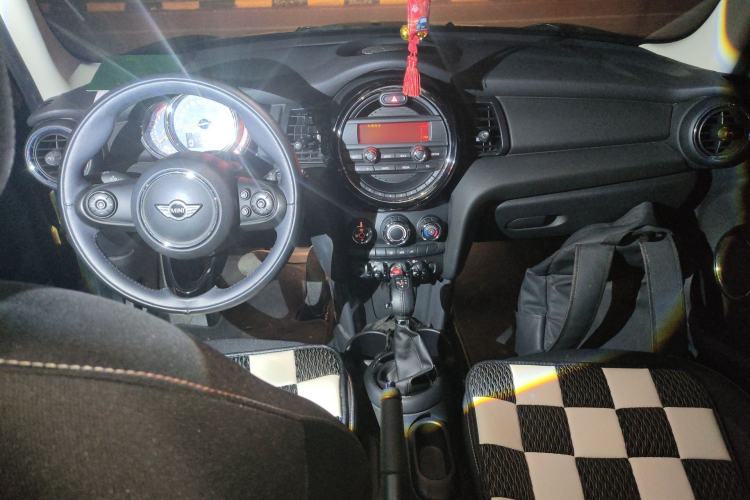 Used MINI 2016 1.2T ONE Pioneer Edition Five-Door Version
