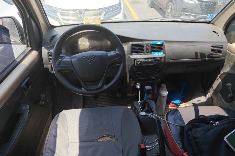 Used Wuling Rongguang 2014 1.2L S Base Model