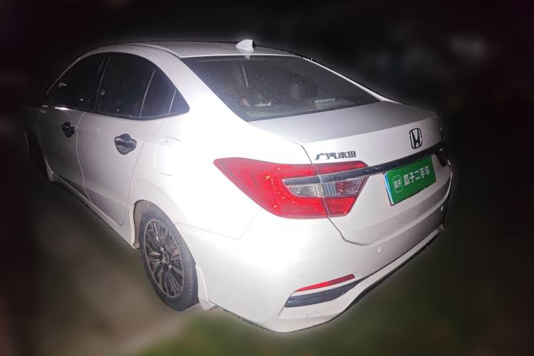 Used Honda Crider 2013 1.8L automatic luxury edition
