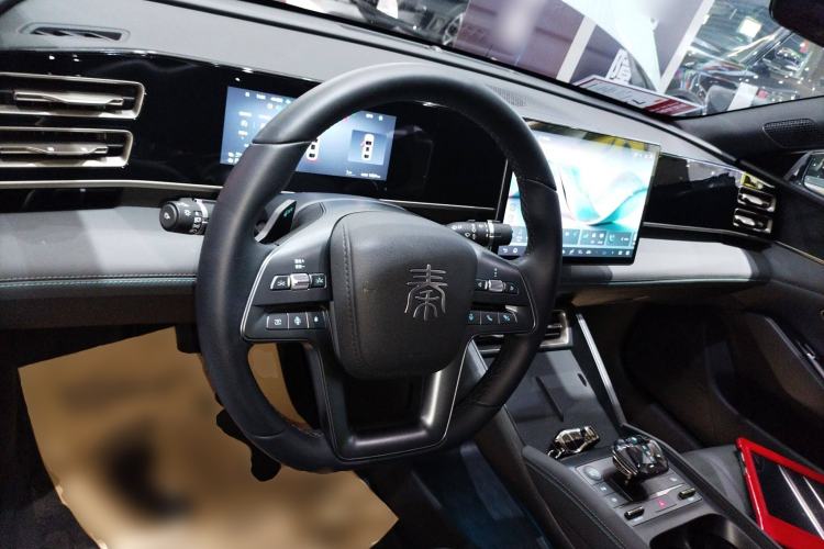 Used BYD Qin L 2025 DM-i Smart Drive 80KM Leading Model