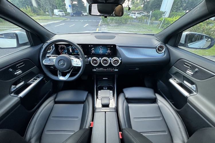 Used Mercedes-Benz EQA 2022 EQA 300 4MATIC Launch Edition
