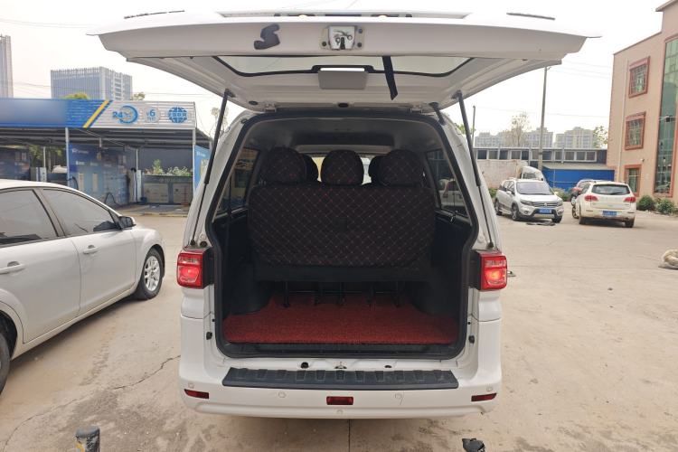 Used FORTHING Lingzhi M5 2022 Passenger Version Standard Model 7-Seater Trunk