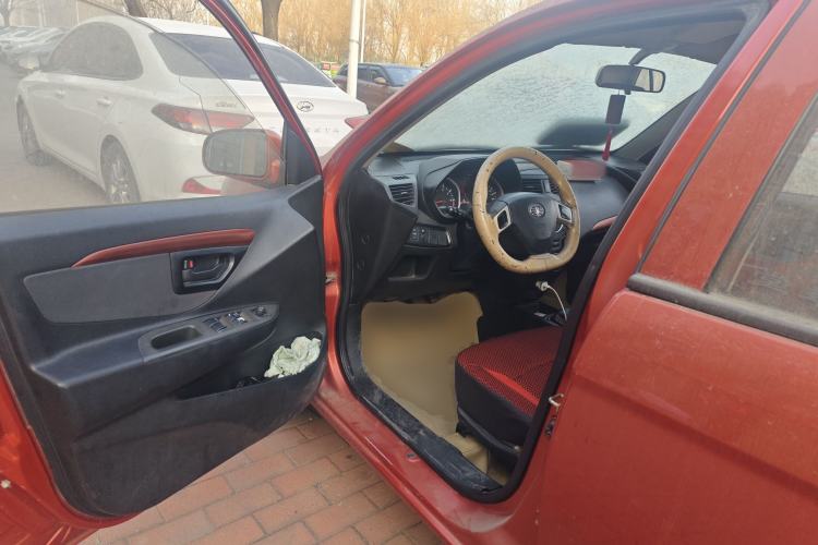 Used FAW Xiali N7 2013 1.3L Manual Luxury Model Driver Seat