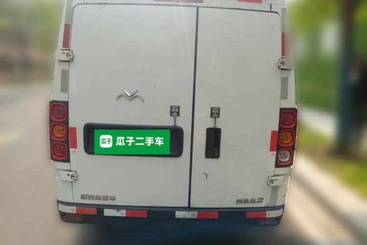 Used New Gonow Aoteng 2022 Pure Electric Van 41.93 kWh Hengtian Guoxuan Rear