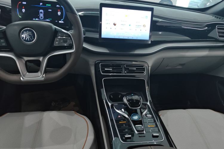 Used BYD Qin PLUS 2024 Honor Edition EV 510KM Leading Model
