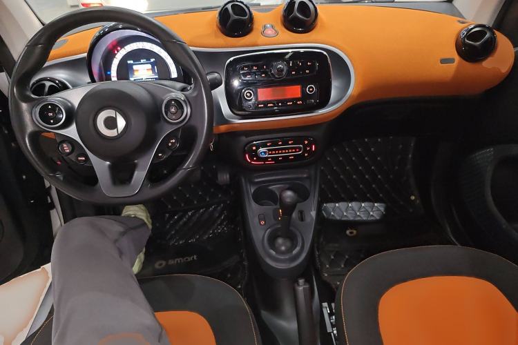 Used smart fortwo 2015 1.0L 52 kW Hardtop Passion Edition