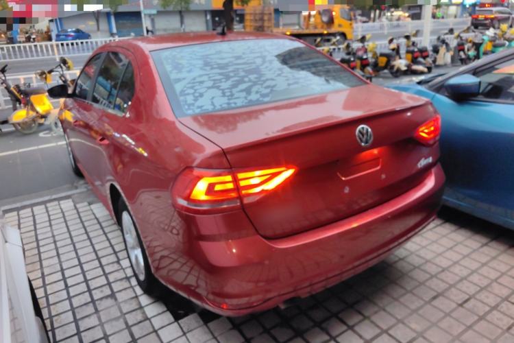 Used Volkswagen Lavida 2015 1.6L Automatic Fashion Edition
