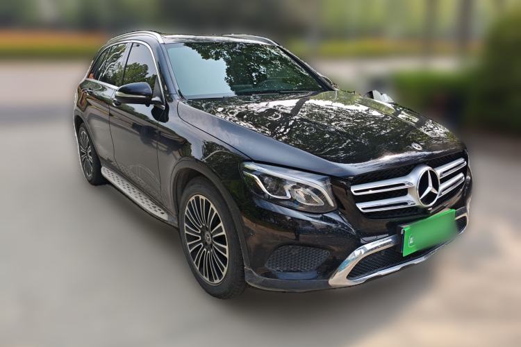 Used Mercedes-Benz GLC 2017 GLC 200 4MATIC Front Right 45 Deg