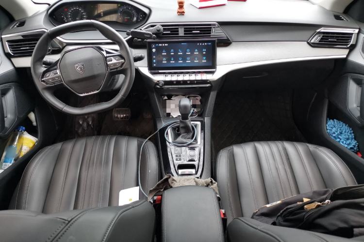 Used Peugeot 408 2022 1.6T Light-Chasing Edition
