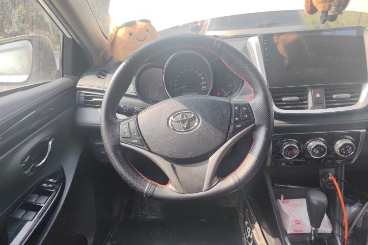 Used Toyota YARiS L Zhi Xuan 2020 X-Trail X 1.5L CVT Luxury Edition Steering Wheel