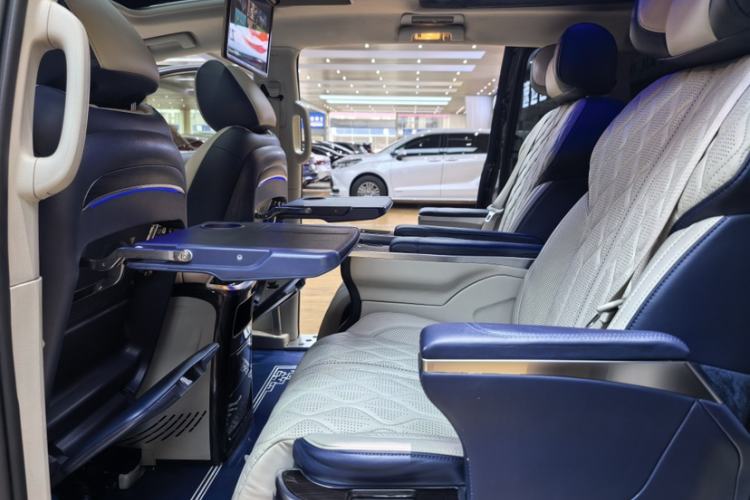 Used Buick GL8 2022 Land Business Class 652T Luxury Model Interior 5