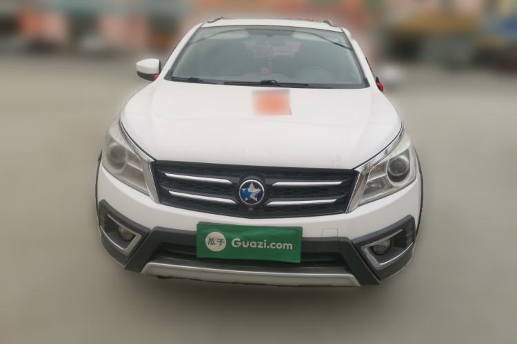 Used Venucia T70X 2015 2.0L CVT Smart Enjoyment Sport Edition