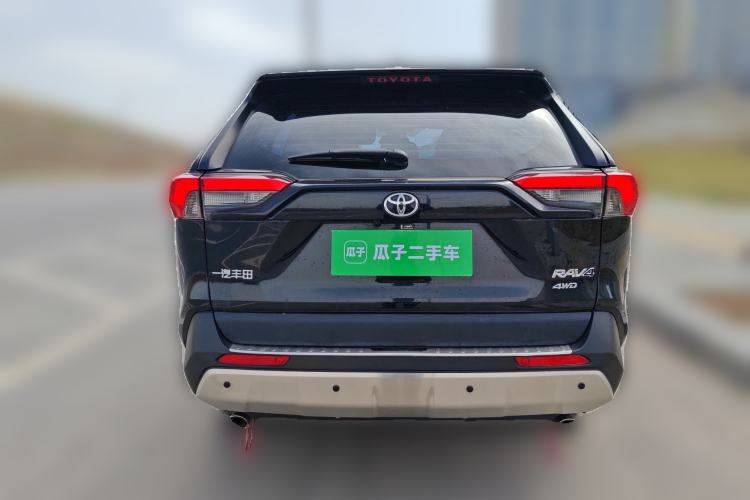 Used Toyota RAV4 2023 2.0L CVT Two-Wheel Drive Urban Edition
