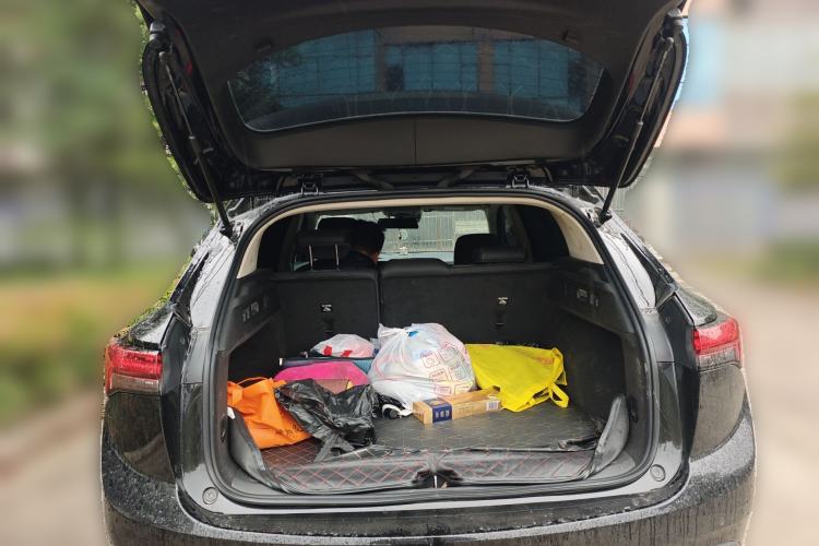 Used Buick Envision 2022 Encore S 552T Two-Wheel-Drive Luxury Model