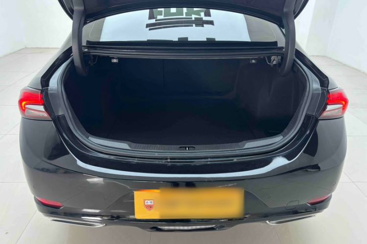 Used Buick LaCrosse 2019 28T Luxury Version Trunk