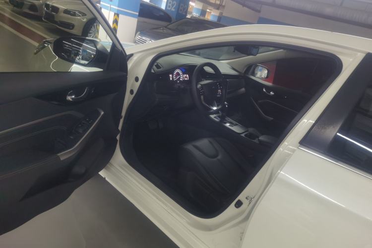 Used Venucia D60 2021 PLUS 1.6L XL CVT Yue Ling Edition
