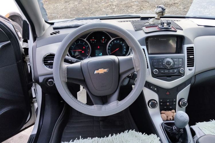 Used Chevrolet Cruze 2014 1.6L SL Millionth Anniversary Edition MT