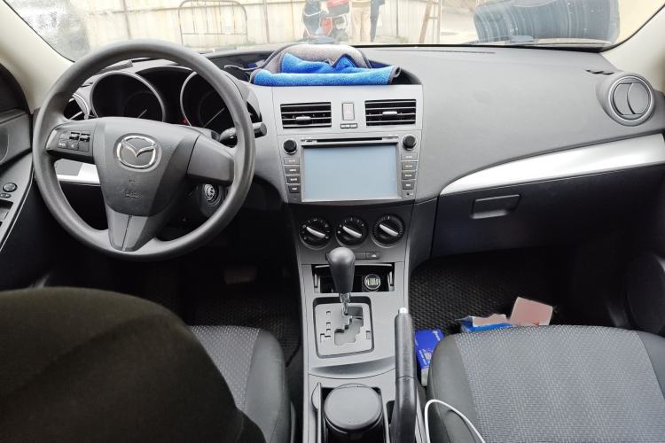 Used Mazda 3 2013 Hatchback 1.6L Automatic Elite Model