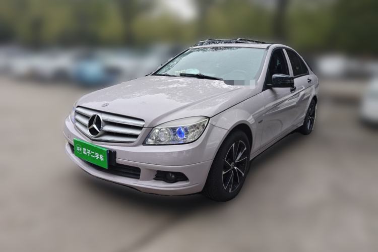 Used Mercedes-Benz C-Class 2010 C 180K Classic model