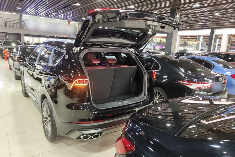 Used JETOUR X70 PLUS 2023 1.5T DCT Brave PLUS 7-Seater
