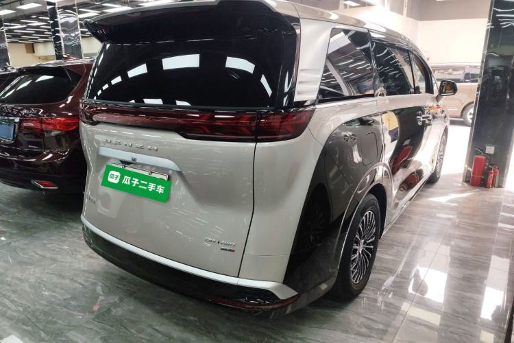 Used Denza D9 2025 Model DM-i Four-Wheel Drive Supreme Edition
