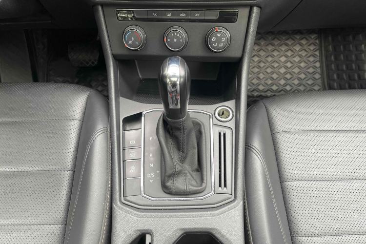 Used Volkswagen Lavida 2019 1.5L Automatic Comfort Edition China VI Standard