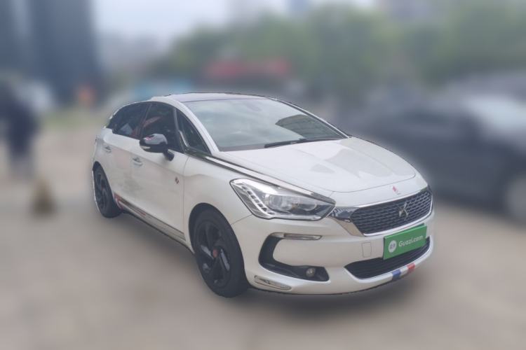 Used DS 5 2018 30THP P-Line Sport Model