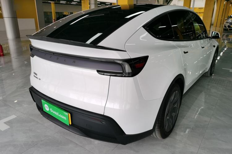 Used Tesla Model Y L 2025 Model Long-Range All-Wheel-Drive Version