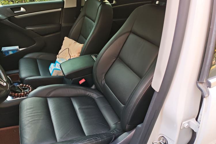 Used Volkswagen Tiguan L 2015 1.8TSI Automatic Two-Wheel Drive Luxury Model
